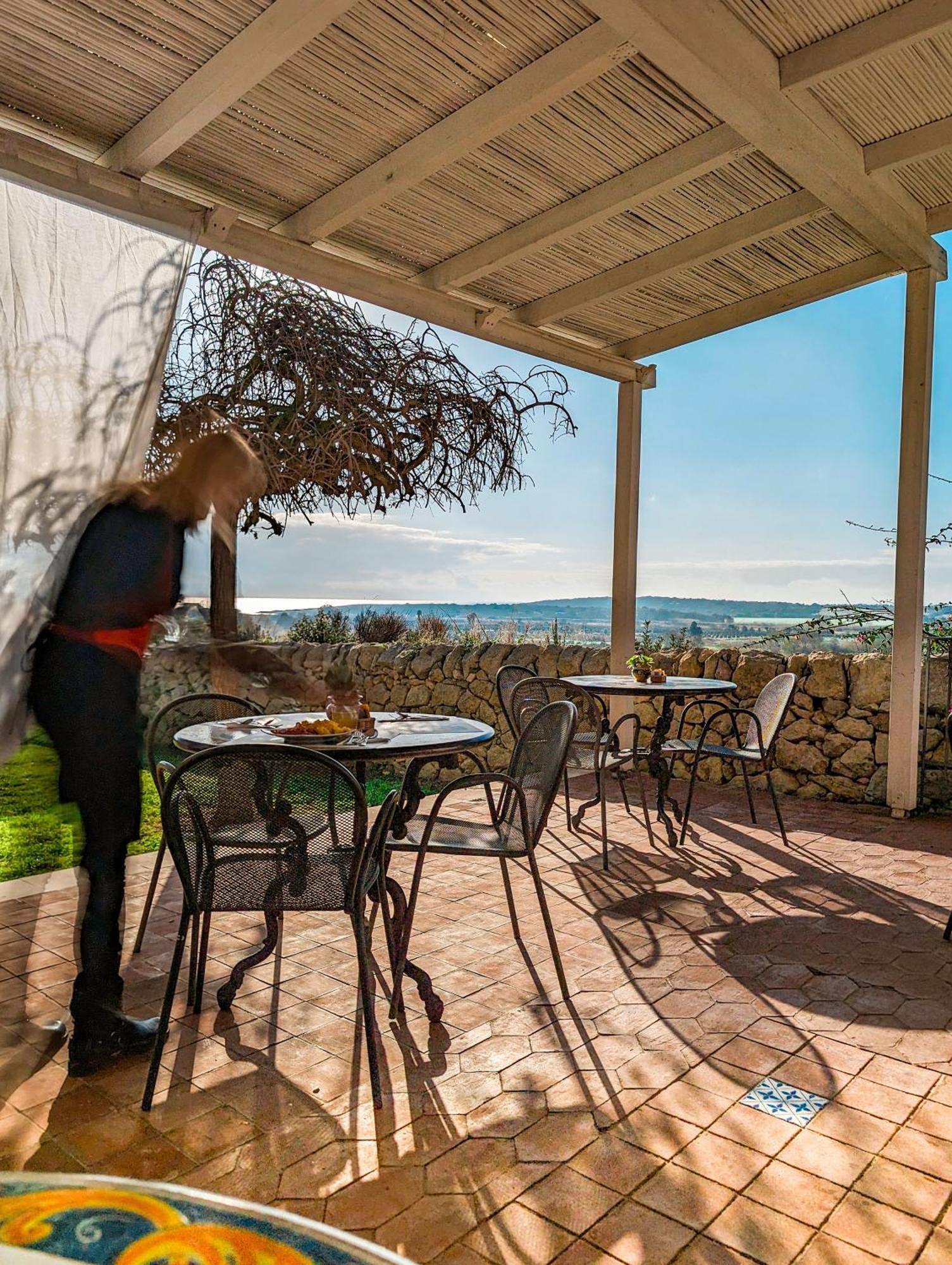 فندق فندق لا كورت ديل سول Lido di Noto المظهر الخارجي الصورة